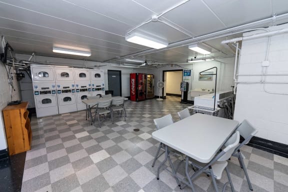 Laurel Village Apartments Laundry 07