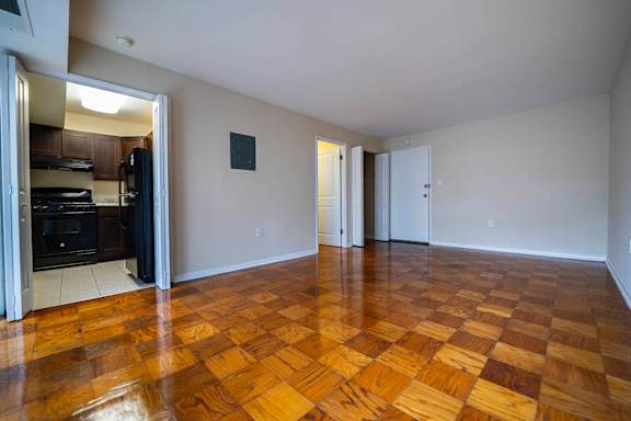 Silver Spring House Studio Living Area facing entry way