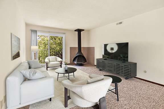 Living Room With TV at Indian Ridge Apartments, Davenport, 52807