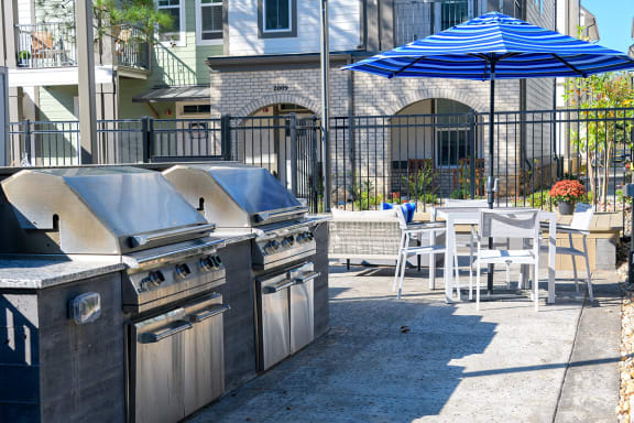 Community Grill Station at Oakbrook Townhomes, Franklin, TN