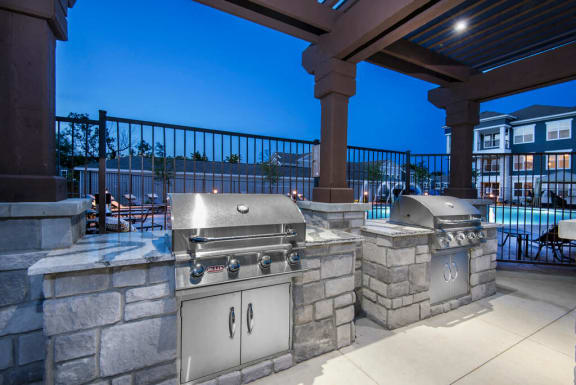 Community Grill Stations at Watermark at Steele Crossing, Fayetteville, 72703