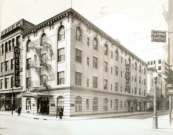 Dreyfus Hotel, Washington Street Dreyfus Hotel, Washington Street
