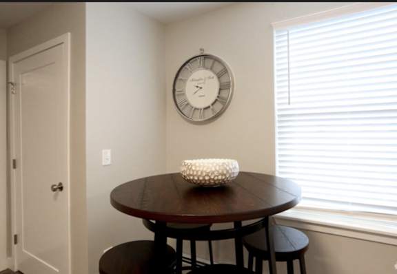 Room to Dine—Cozy Spot for Meals and Conversation