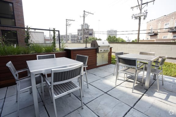 Rooftop Lounge at Linkt Apartments, Chicago, 60642