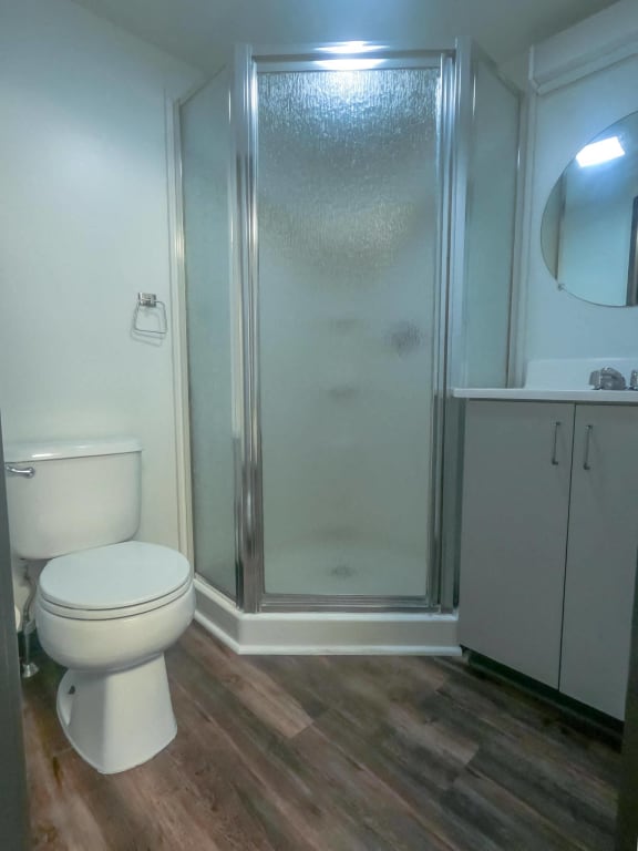 IH 213 living room and kitchenette