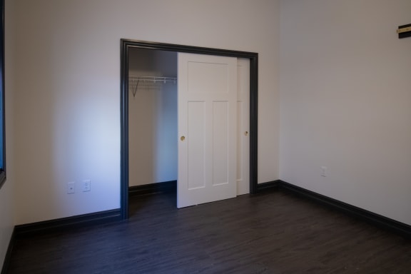Menaker 503 - bedroom