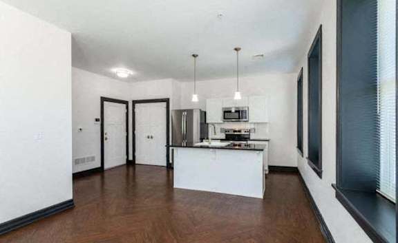 FOX 301 - living room and kitchen