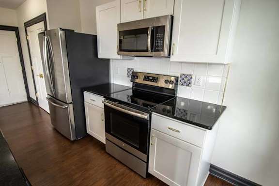 FOX 301 - kitchen