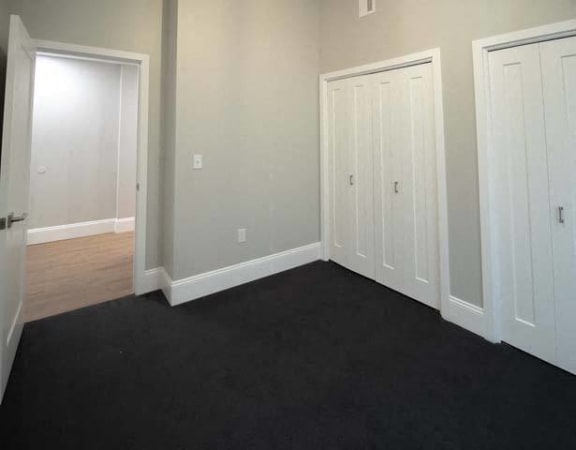 Plum 201 - bedroom 1