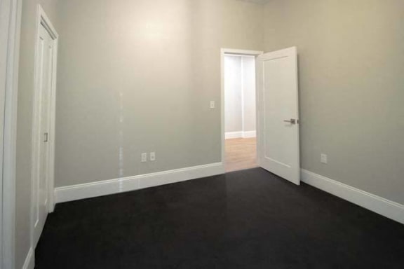 Plum 201 - bedroom 2