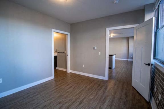 124-604 bedroom 1