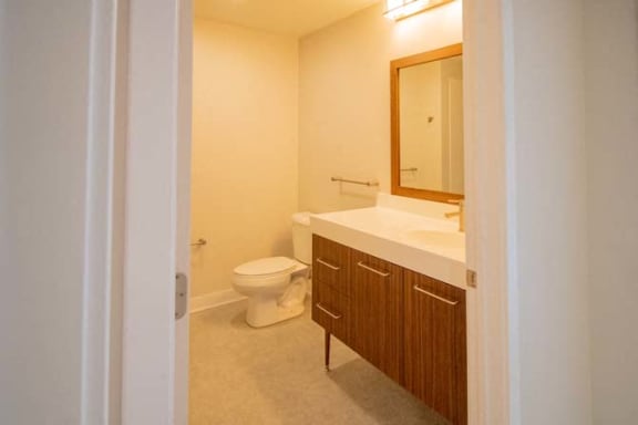 116-201 full bathroom