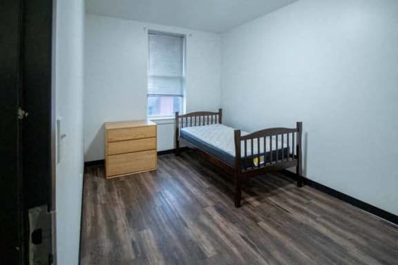 IH - 217 bedroom