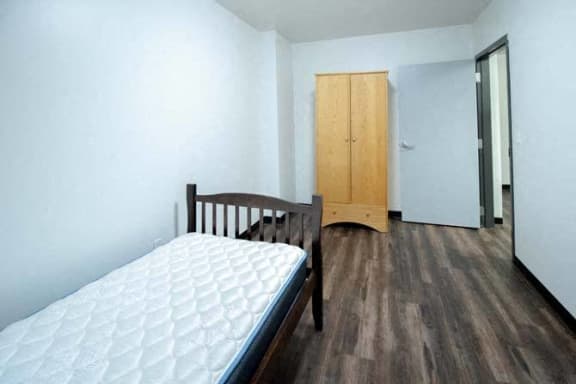 IH - 217 bedroom