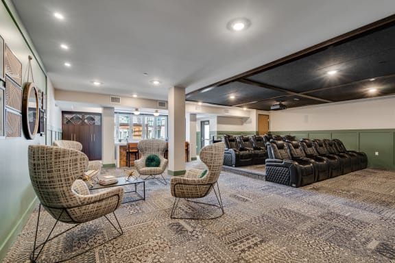 the lobby at the whispering winds apartments in pearland, tx