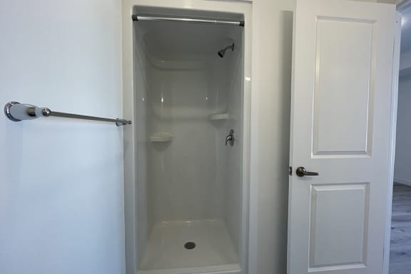 Bayfield Tower 1 bedroom 1 bathroom variation A walk-in shower located in bathroom