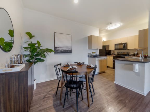 Dining Area at Echo Ridge