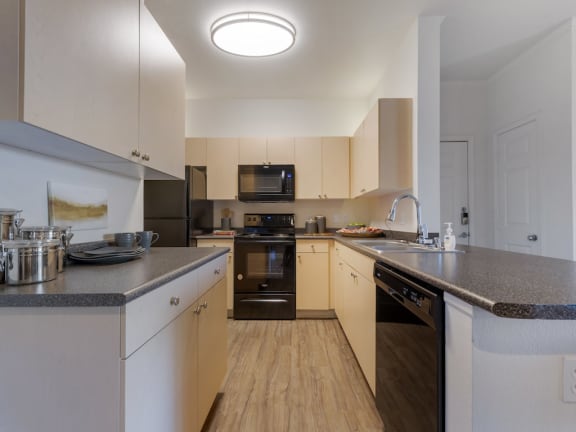 Fully Equipped Kitchen at Echo Ridge
