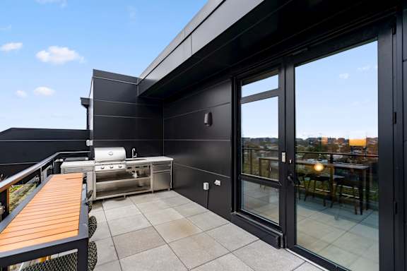 Resident Grilling Station with Seating