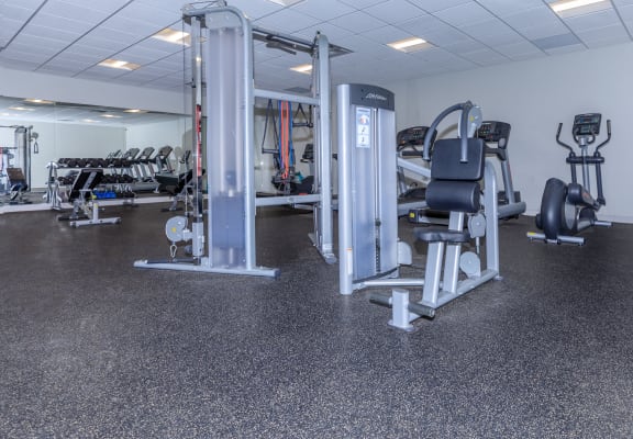 Club-Quality Fitness Center  at 444 Park Apartments, Richmond Heights, Ohio