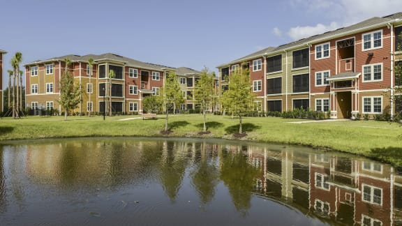 Waterfront Views at The Sedona Luxury Apartments in Tampa FL