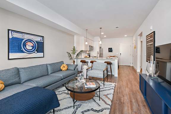 Spacious Floor Plans at The Huntington Luxury Apartments in Duarte CA