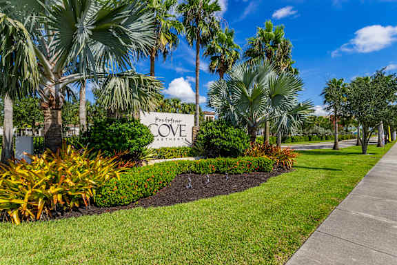 Classic Property Sign at Portofino Cove, Fort Myers, FL