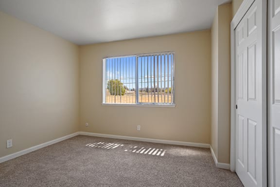 Expansive Window at Colonial Garden Apartments, San Mateo, 94401