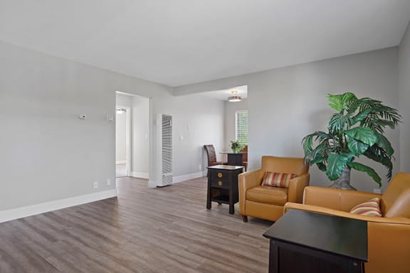 Living Room Interior at Colonial Garden Apartments, San Mateo, 94401