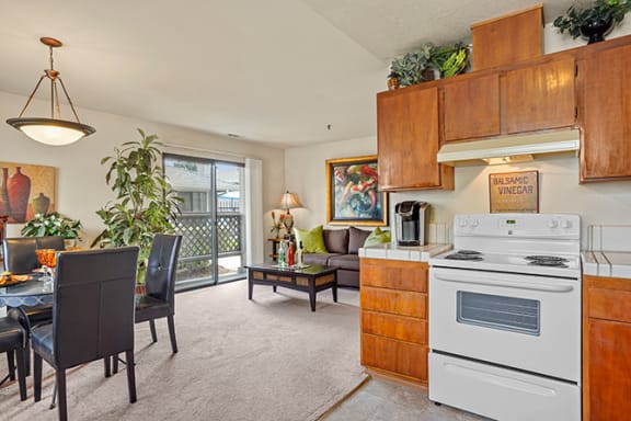 Well Equipped Kitchen And Dining at Cypress Landing, California