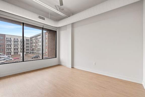 Large Unfurnished room at Brickside Heights, Millcreek, UT