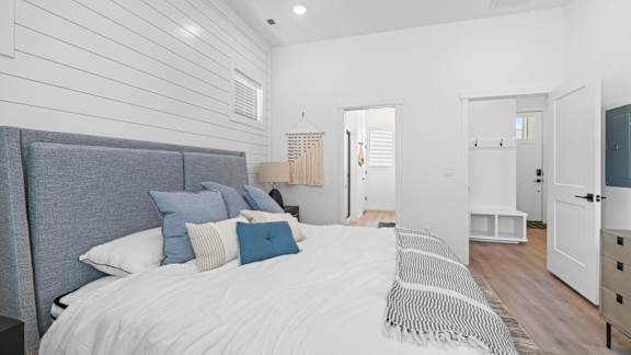 Bedroom With Bathroom at Alante Homes at Spring Run, Caldwell Idaho
