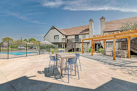 Poolside Seating Area at Avia Lofts at Founders Road, Indianapolis