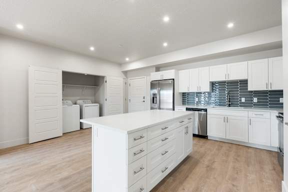 Kitchen Cabinets at The Vue At Desert Color, Utah