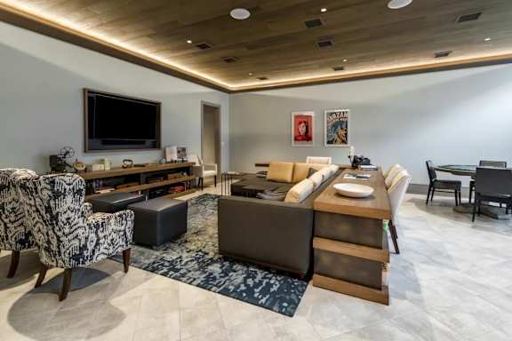 Living room with Tv at Canvas Valley Forge, King of Prussia, Pennsylvania