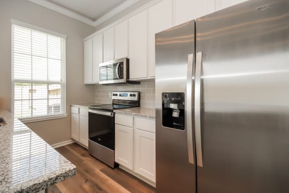 Elegant Backsplashes In Kitchen at Lakeside Conroe, Montgomery, 77356