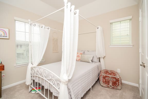King Size Bedroom at Pradera Oaks, Texas