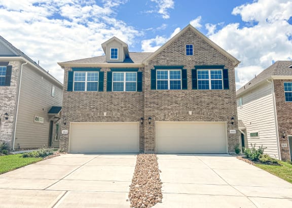 Garages at Lakeside Conroe, Montgomery