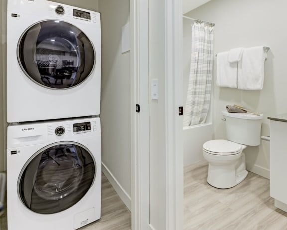49th Battalion Edmonton 2 Bedroom washer dryer