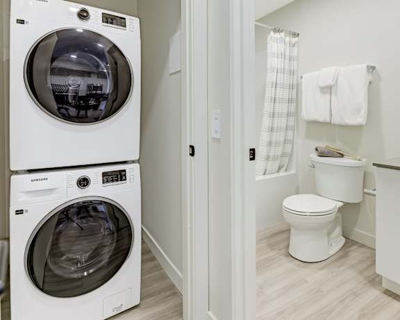 Washer Dryer included