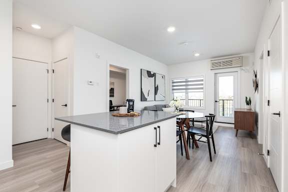 Lethbridge shoreline arbutus 2 bed open concept
