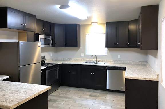 Fully equipped Kitchen at OSM Properties Homes & Apartments, California, 95926