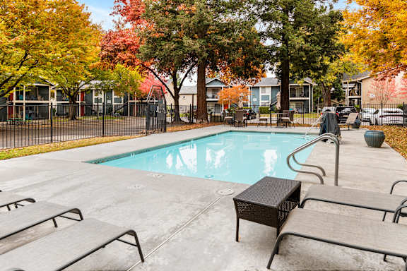 Relaxing Pool With Sundecks at Redwood Cove Apartments, Chico California