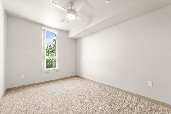 Plush Carpeting at Terracina Vista, Portland, 97233-4299