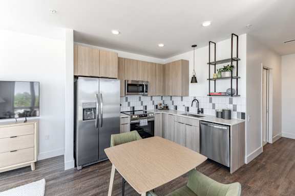 Impressive Dining at Anthem House Apartments, Huntsville