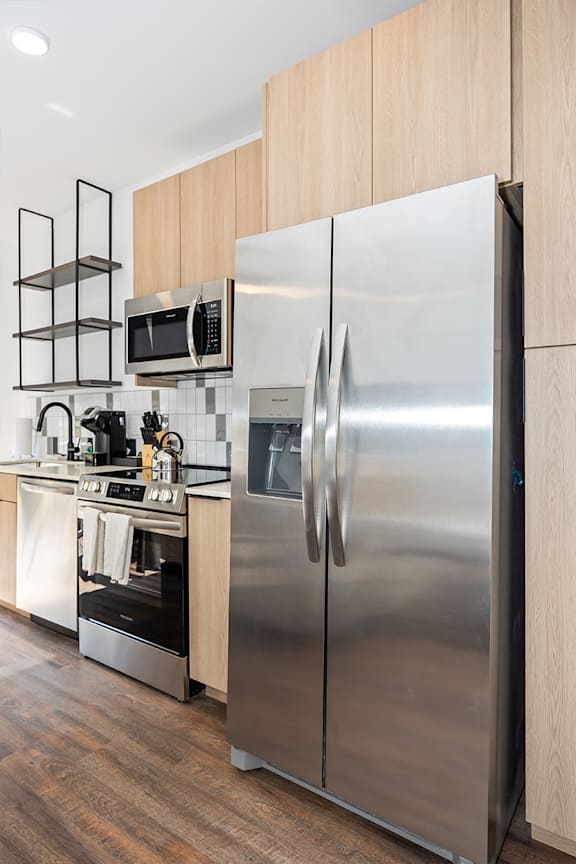 Rich Shaker Style Cabinetry at Anthem House Apartments, Huntsville