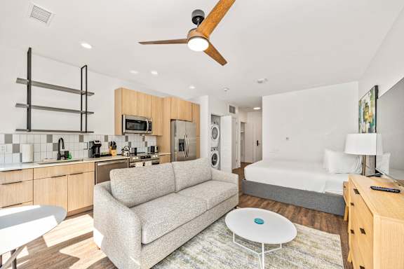 Living Room With TV at Anthem House Apartments, Huntsville, 35806