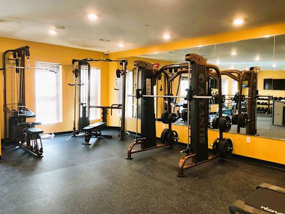 weights, fitness center, gym at 1400 Russell Apartments, Missouri