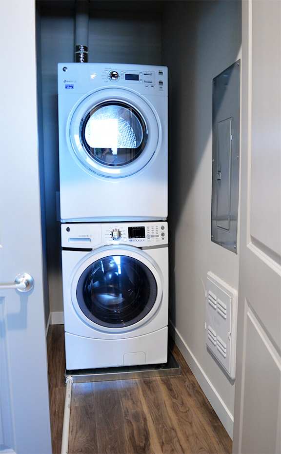 Laundry area at 5300 Centre, Missouri, 63376
