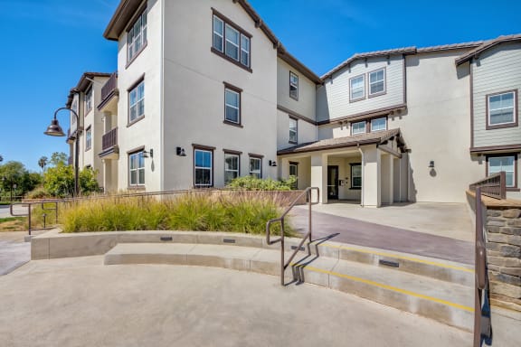 take advantage of the large parking lot at the whispering winds apartments in pearland, tx